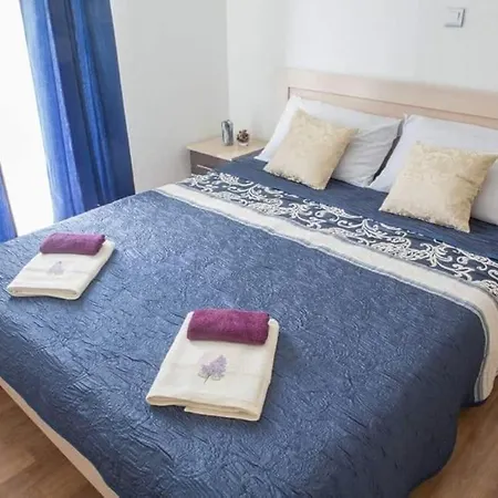 Villa La Famiglia With Private Heated Pool