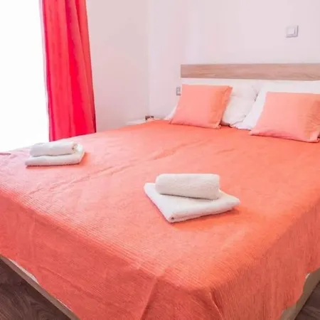La Famiglia With Private Heated Pool Villa